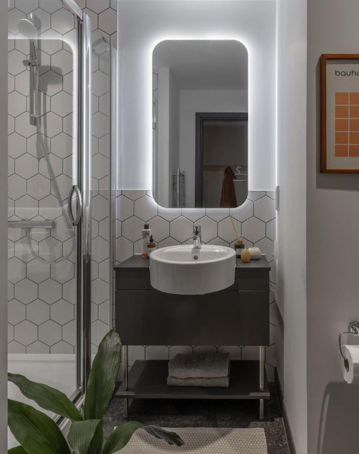 Aparthotel Ark Wembley Londra Esterno foto